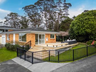 1/28A Ravenwood Drive, Forrest Hill, Auckland