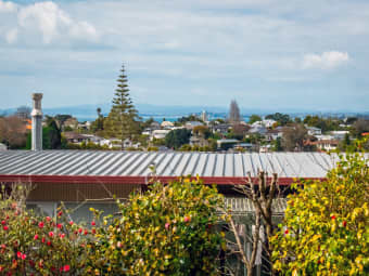 1/28A Ravenwood Drive, Forrest Hill, Auckland