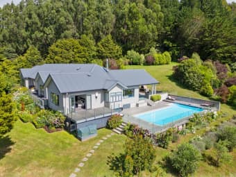 36 Hoeke Road, Carrington, Wellington