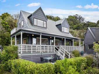 17 Young Street, Mahurangi East, Auckland