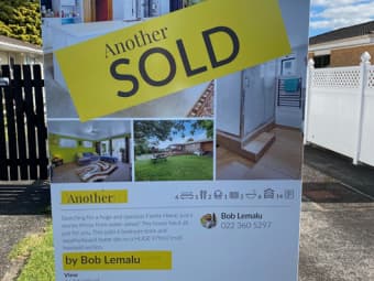 6 Waimai Ave