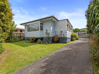 7 Bayview Street