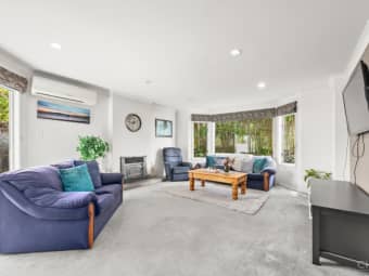 41 Arahiwi Grove, Tirohanga, Wellington