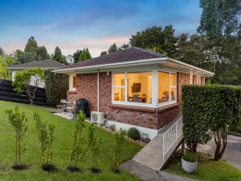 10A Nea Place, Hillcrest, Auckland