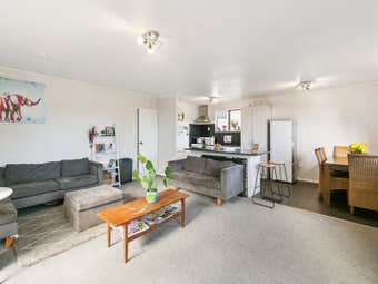 154 Sievers Grove, Cannons Creek, Wellington