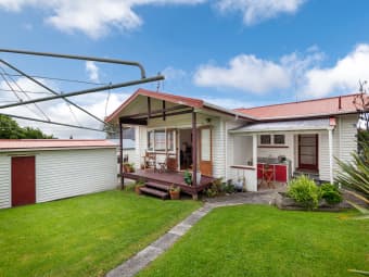 10 Japonica Drive, Beach Haven, Auckland