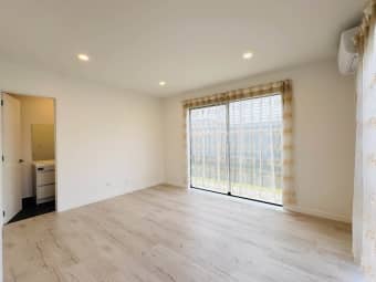 9 Agnew Place, Albany, Auckland