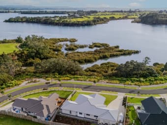 32 Omahuru Road, Glenbrook, Auckland