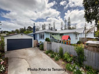 1 Sarona Avenue, Glen Eden, Auckland