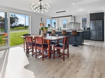 32 Omahuru Road, Glenbrook, Auckland