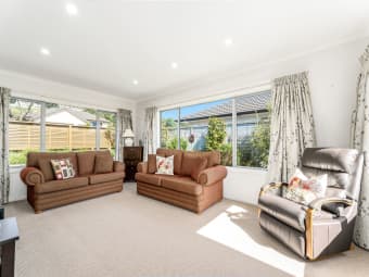 19 Tongariro Drive, Aotea, Wellington