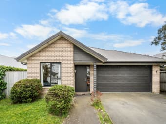 38 Little Oaks Drive, Yaldhurst, Canterbury
