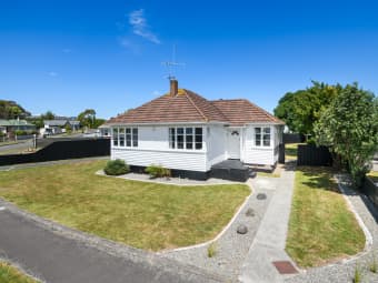 34 Clyde Crescent, Roslyn, Manawatu-Wanganui