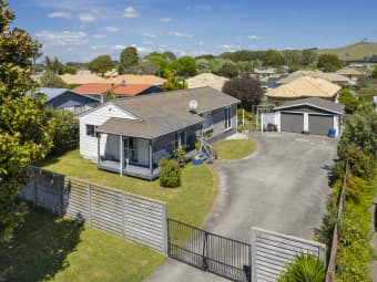 4 Doncaster Drive, Papamoa Beach, Bay of Plenty