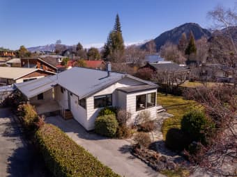 42 Adamson Drive, Arrowtown, Otago