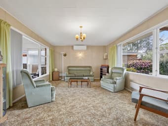 16 Cascades Road, Pakuranga Heights, Auckland