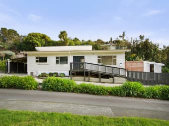 21A Mahoe Street, Tawa, Wellington