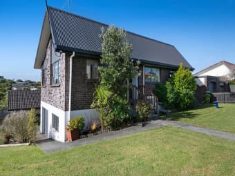 23 Bay Street, Red Beach, Auckland