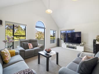 7 Emerald Way, Rosedale, Auckland