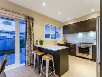 135 Endeavour Drive, Whitby, Wellington