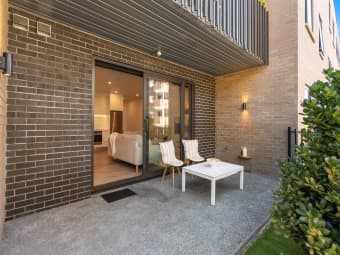 G04/2B Matatiki Street, Northcote, Auckland