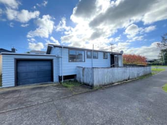 1/230 Henderson Valley Road, Henderson, Auckland