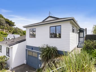 2/132 Ironside Road, Johnsonville, Wellington