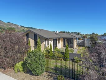 9 Fairose Dr, Richmond, Tasman