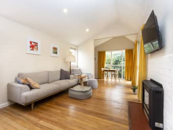 97 Brookside Terrace, Bryndwr, Canterbury