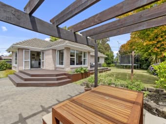 1 Cotswold Avenue, Bishopdale, Canterbury