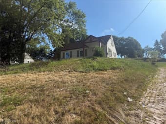 7750 Waynesburg Dr SE, Waynesburg, OH, 44688