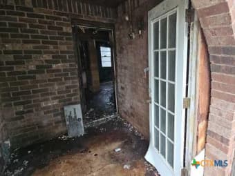 219 East Clearman Street, Bartlett, TX, 76511