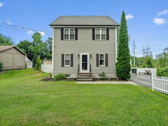 1 Hastings Ave, Worcester County, MA, 01527