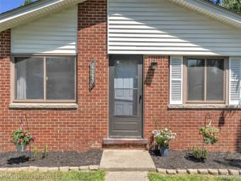 33520 Hiveley St, Westland, MI, 48186