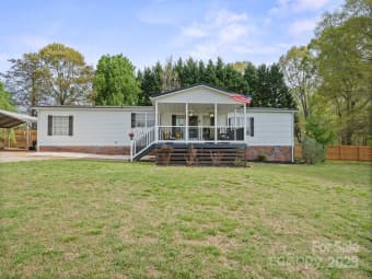 115 Oak Creek Road, Statesville, NC, 28625