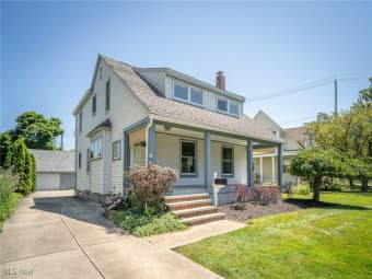 17927 Canterbury Road, Cleveland, OH, 44119