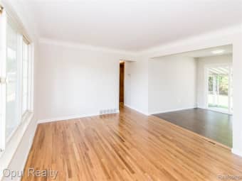 6739 Moccasin Street, Westland, MI, 48185
