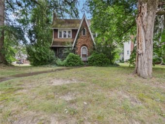 802 Orlando Avenue, Akron, OH, 44320