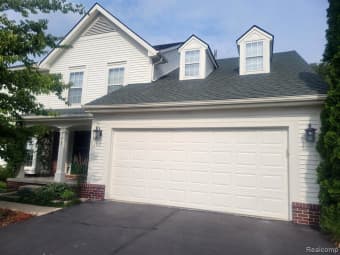165 Franklin Lake Circle, Oakland County, MI, 48371