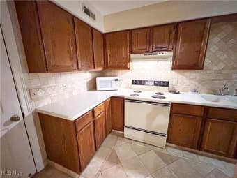 866 Hanover Court, Akron, OH, 44313