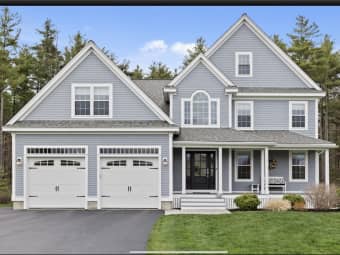 3 Pond Cir, Pepperell, MA, 01463