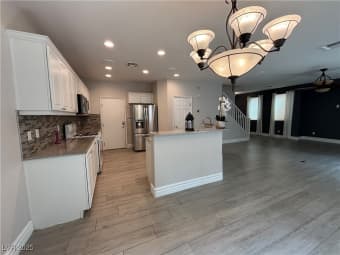 9757 Marcelline Ave, Spring Valley, NV, 89148