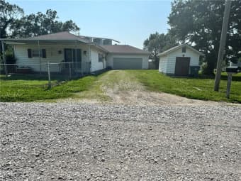 108 North Johnson Street, Fontana, KS, 66026