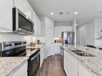 182 Bendecido Loop, Elgin, TX, 78621