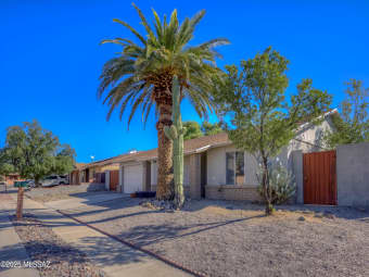 8300 North Bayou Drive, Casas Adobes, AZ, 85741