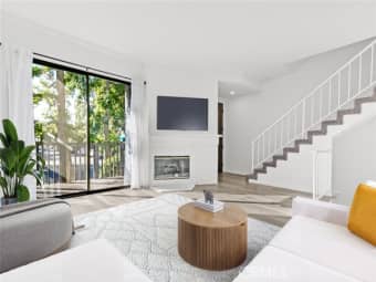 5/5100 Riverton Avenue, Los Angeles, CA, 91601