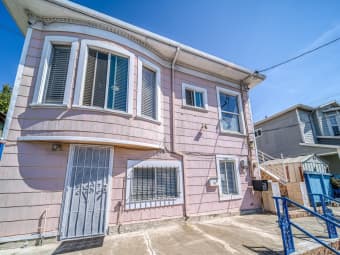 2520 East 24th Street, Oakland, CA, 94601