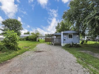 19 E 1st St, The Plains, OH, 45780