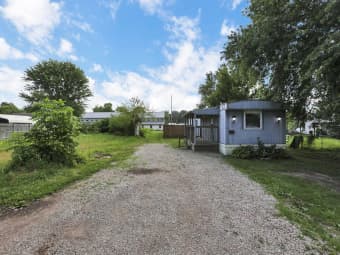 19 E 1st St, The Plains, OH, 45780