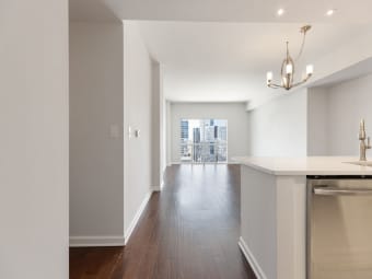 2400/555 Church Street, Nashville-Davidson metropolitan government (balance), TN, 37219